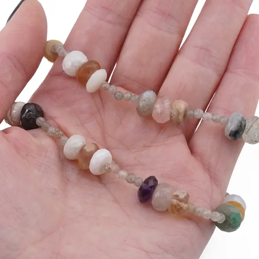 Colier Labradorit sfere 3mm si Mix Cristale discuri fatetate 8-9mm, imagine 3