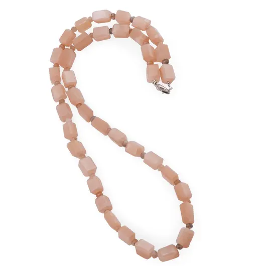 Colier Piatra lunii piersica fatetat 8-10mm si discuri fatetate 4mm