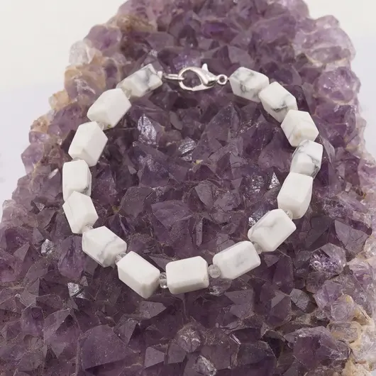 Set colier si bratara Howlit fatetat 9-10mm si Cristal de stanca discuri fatetate 4mm, imagine 3