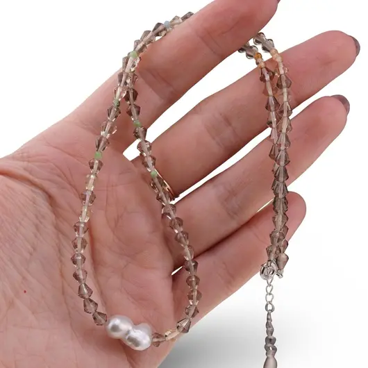 Colier Cuart Fumuriu romburi fatetate 4mm, mix cristale sfere 2mm, Perla 14mm si argint 925, imagine 3
