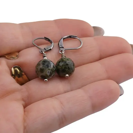 Cercei cu agatatoare Jad Serpentin sfera fatetata 10mm, imagine 3