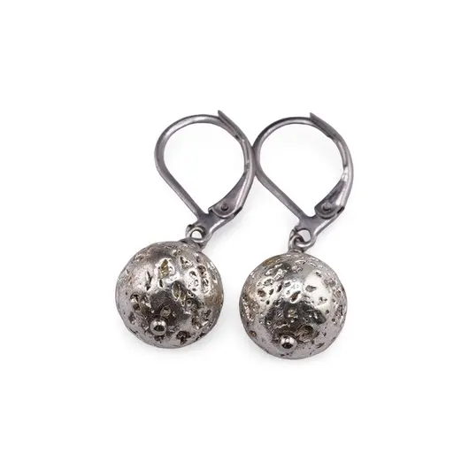 Cercei cu agatatoare Roca vulcanica argintie sfera 10mm