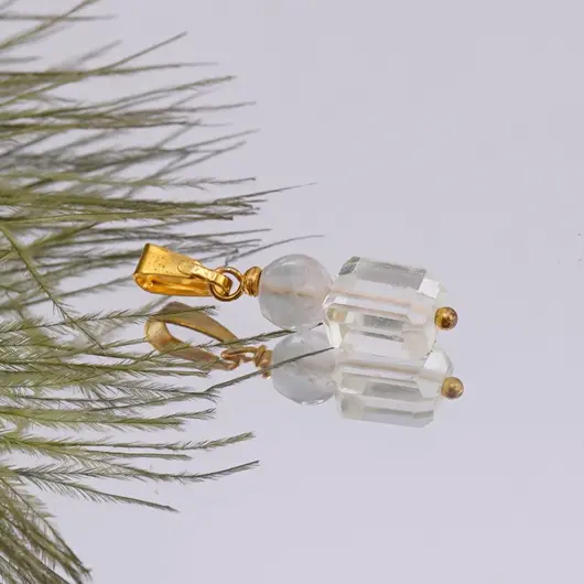 Pandantiv Cristal de stanca fatetat 8mm si Fluorit sfera 6mm, imagine 2