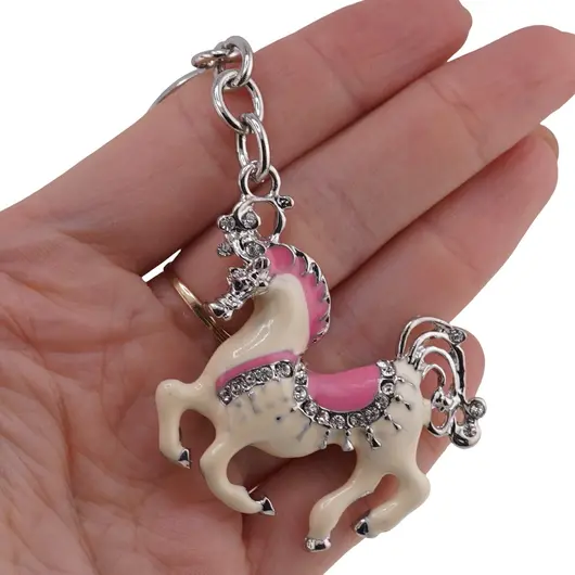 Amuleta breloc Feng Shui din metal Cal cu sa roz, 2026, imagine 3