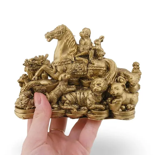 Statueta Feng Shui din rasina Cal auriu cu zodiacul chinezesc pe Monede si pepite, 14cm, imagine 3