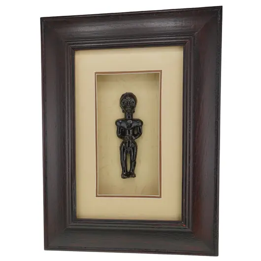 Tablou cu rama din lemn si razboinic african sculptat, 37cm x 27cm