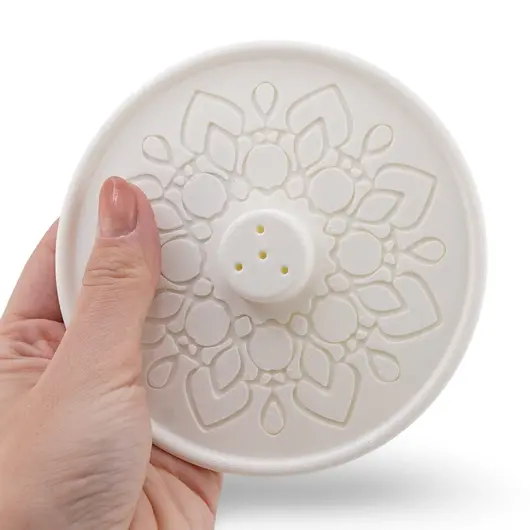 Suport aromaterapie pentru ardere betisoare parfumate gravat cu model mandala - alb, imagine 3