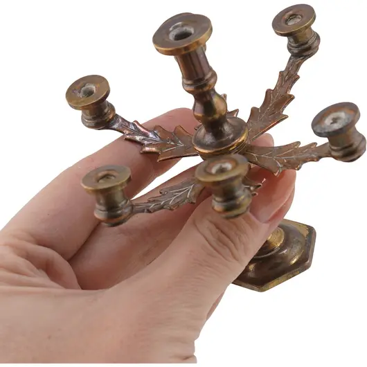 Sfesnic vintage din alama, model mic cu sase brate gravate - 8cm, imagine 3