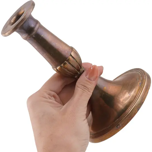 Sfesnic vintage din alama, model vertical cu baza ovala - 16,5cm, imagine 3