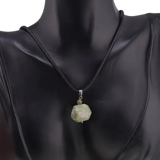 Pandantiv Jad fatetat 15mm si sfera 4mm, imagine 2