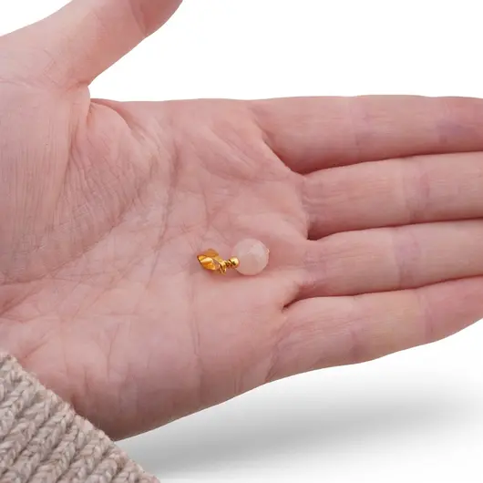 Pandantiv Cuart roz sfera fatetata 8mm cu metal auriu, imagine 3