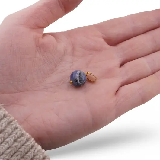 Pandantiv Sodalit sfera 10mm cu metal auriu, imagine 3