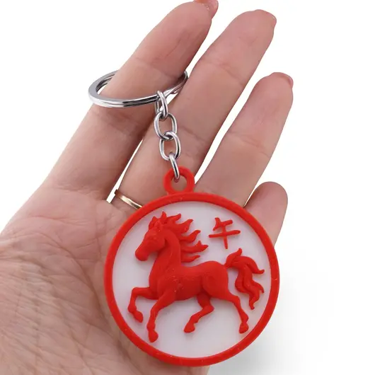 Amuleta breloc feng shui pentru Anul Calului de Foc 2026, protectie si prosperitate, rotund, 5cm, imagine 6