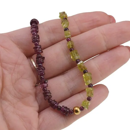 Colier Peridot patratele 5mm, Granat rhodolit rondele 5mm si sfere 3mm, Hematit auriu, imagine 3