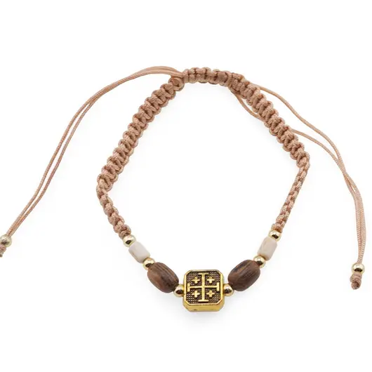 Bratara reglabila pe snur crem, cruce aurie si lemn