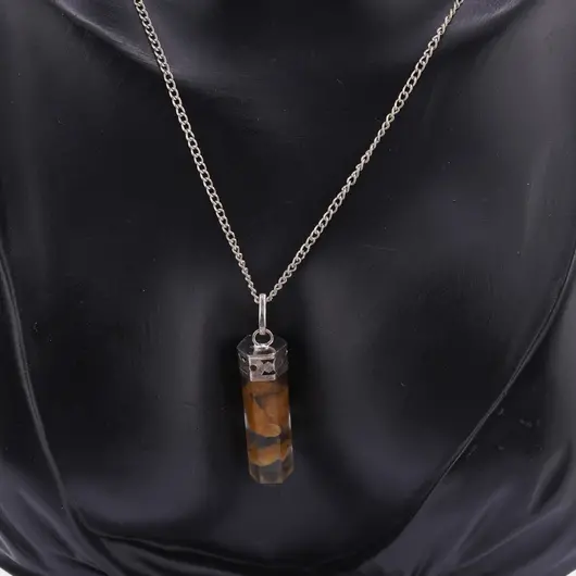 Pandantiv cu varf si montura argintie Calcit in rasina, imagine 2