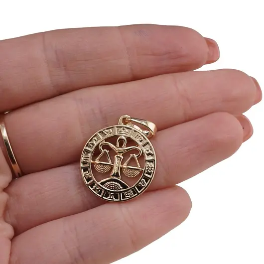 Pandantiv din cupru placat cu aur galben 18k, model rotund cu zodia Balanta, imagine 3