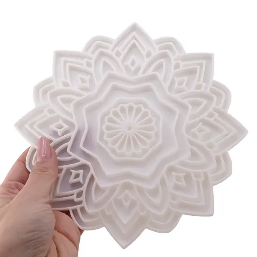Decoratiune / Suport mandala cu decupaje pentru cristale, alb - 18cm, imagine 3