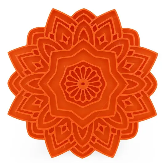 Decoratiune / Suport mandala cu decupaje pentru cristale, portocaliu - 18cm
