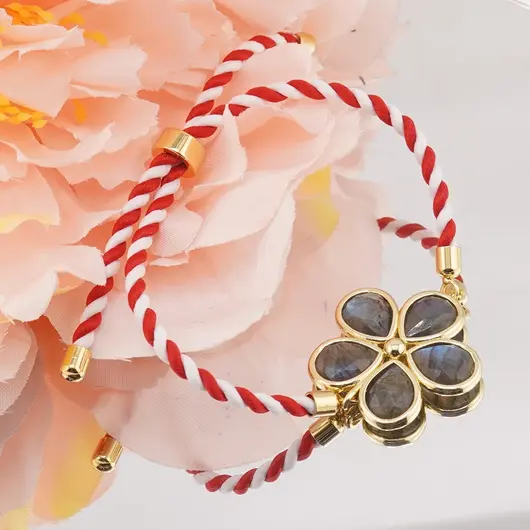 Bratara Martisor cu Labradorit si montura aurie floare, imagine 2