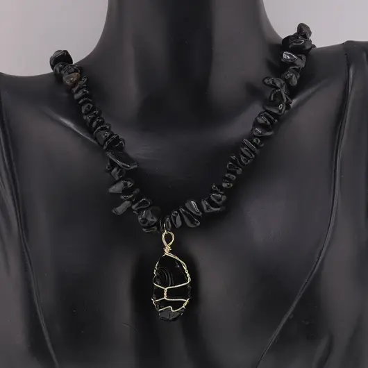 Colier Obsidian pietre chips si pandantiv cristal brut, imagine 2