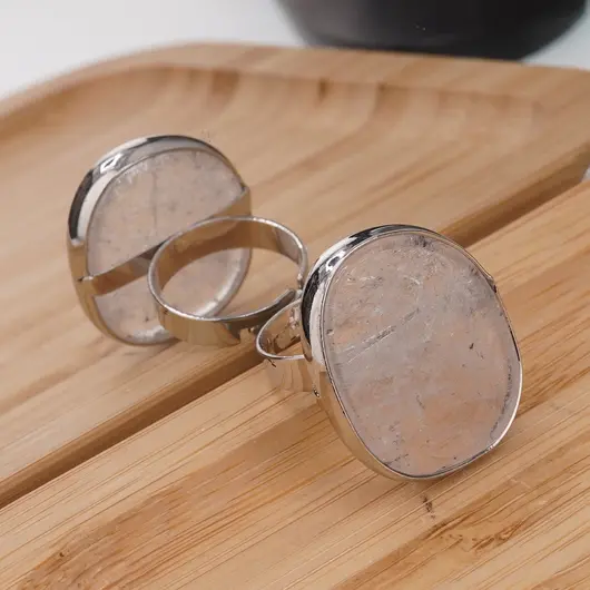 Inel reglabil Cristal de stanca neregulat si montura argintie, 30mm, imagine 2