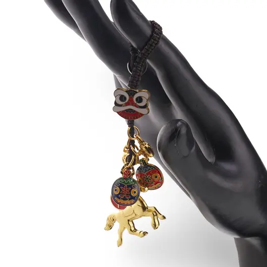Amuleta feng shui cu simbouri pentru protectie si abundenta cu simbolul Cal, imagine 2