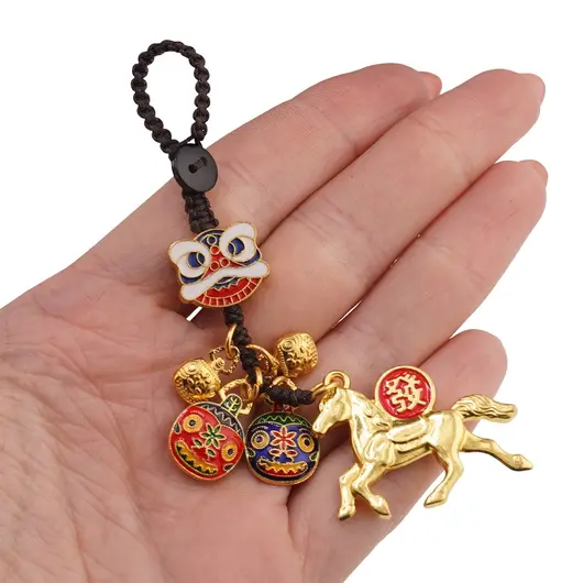 Amuleta feng shui cu simbouri pentru protectie si abundenta cu simbolul Cal, imagine 3