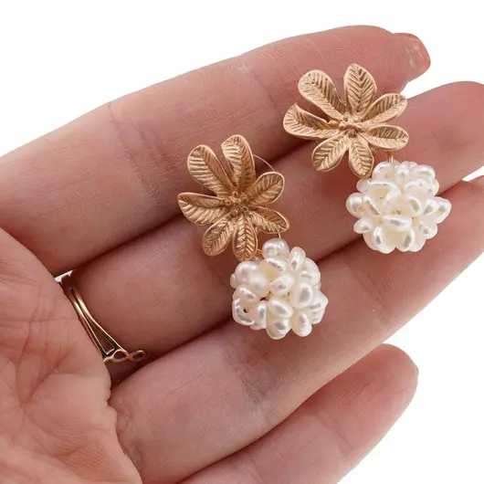 Cercei cu surub Perle de Cultura cu floare aurie, 30mm, imagine 3