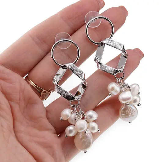 Cercei cu surub Perle de Cultura model rombic, argintiu - 65mm, imagine 3