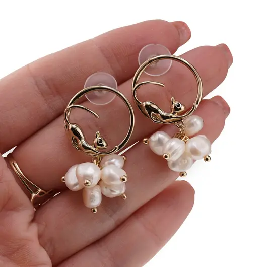 Cercei cu surub rotunzi Perle de Cultura model pisici, auriu -  35mm, imagine 3