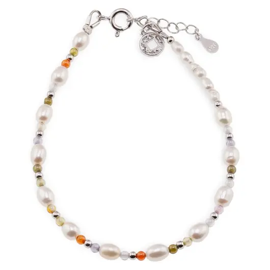 Bratara Perle de cultura albe lunguiete, Mix cristale si charm moneda din argint 925