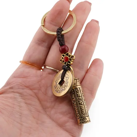 Breloc feng shui cu Roata de rugaciuni tibetane pentru protectie si binecuvantare, 10cm, imagine 3