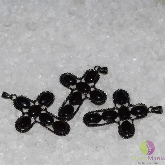 Pandantiv cruce onix negru 70mm