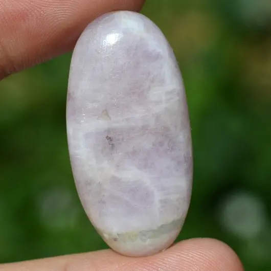 Cabochon kunzit 37x18x6mm R3