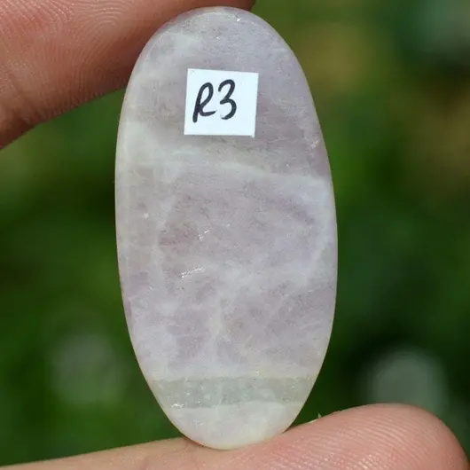 Cabochon kunzit 37x18x6mm R3