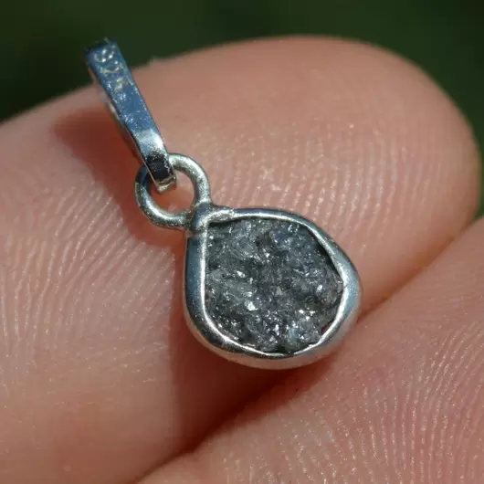 Pandantiv diamant gri brut cu argint 925, 7-8mm