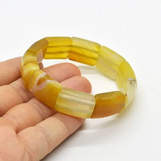 Bratara lata agat galben pe elastic, model 1