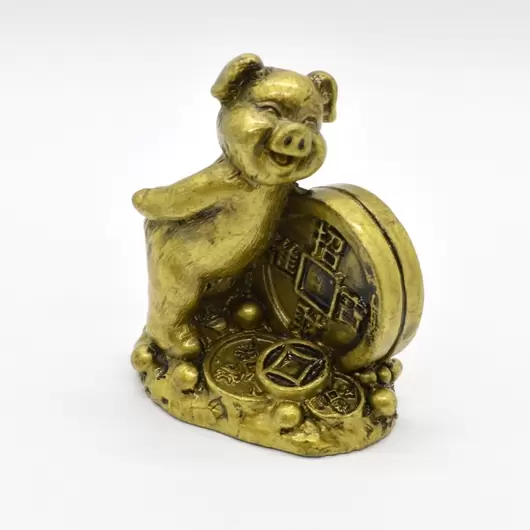 Statueta Feng Shui porc auriu din rasina 6,7cm, model 4