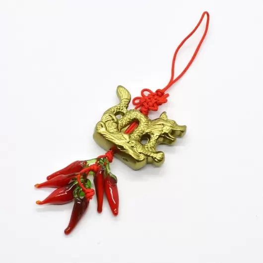 Amuleta canaf Feng Shui Dragon cu ardei rosii