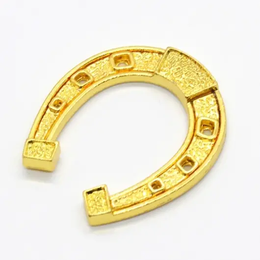 Potcoava norocoasa aurie din metal 5,5cm