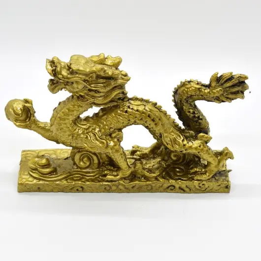 Statueta Feng Shui Dragon cu perla nemuririi din rasina 14,5cm, model 3