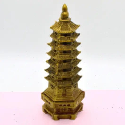 Statueta Feng Shui Pagoda cu 7 niveluri din rasina 16cm