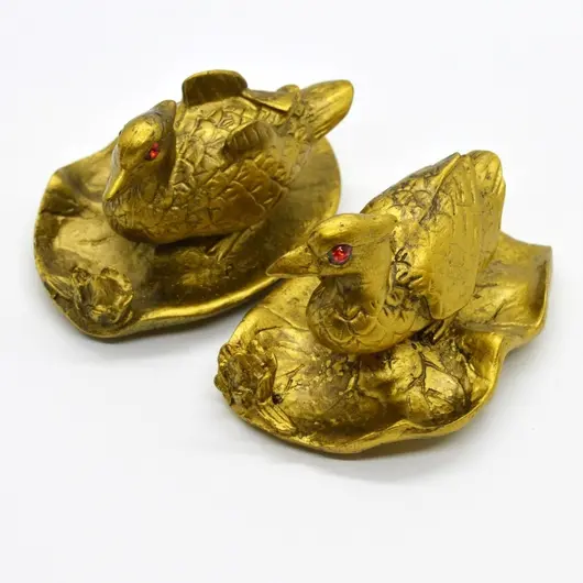 Statuete Feng Shui Rate Mandarine pe lotus din rasina 8,4cm, model 4