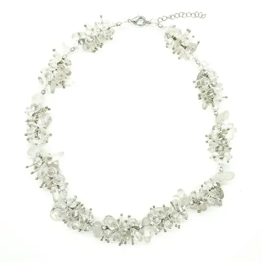Colier handmade cu cristal de stanca, sticla si elemente metalice