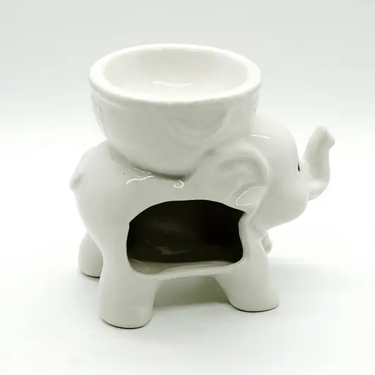 Vas aromaterapie din ceramica, elefant mic cu trompa ridicata - alb