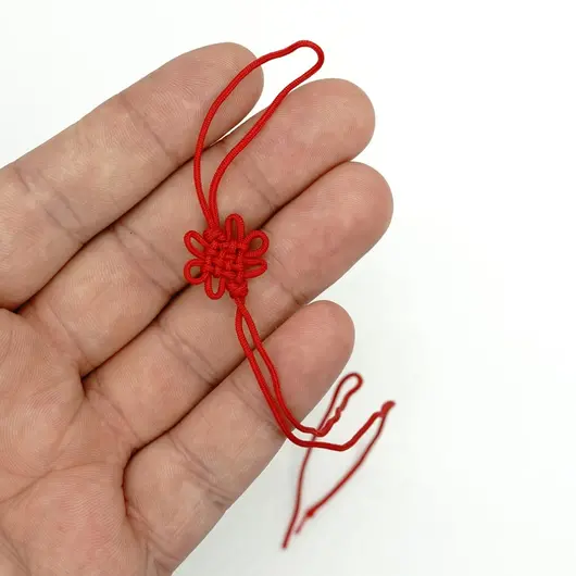 Amuleta canaf Feng Shui nod mistic simplu, mic, rosu