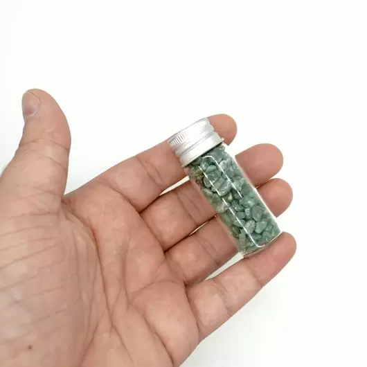 Sticla cu cristale naturale de aventurin, mica - 6cm, model 1