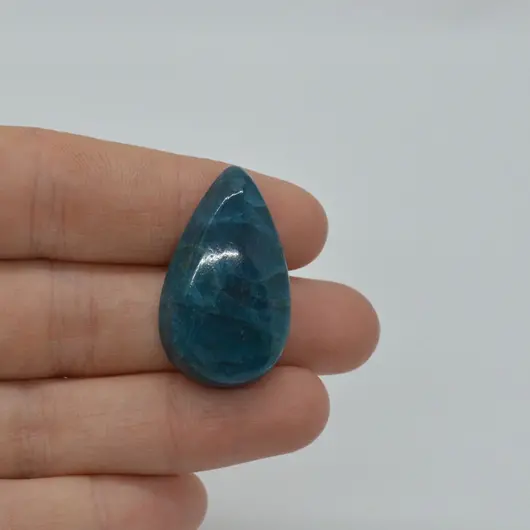 Cabochon apatit 31x18x9mm A9