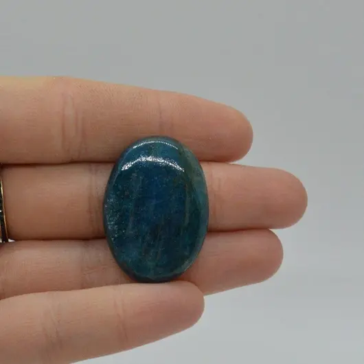 Cabochon apatit 32x23x6mm A30